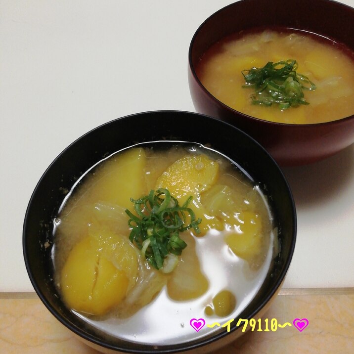 じゃがいもと白菜の麦味噌汁